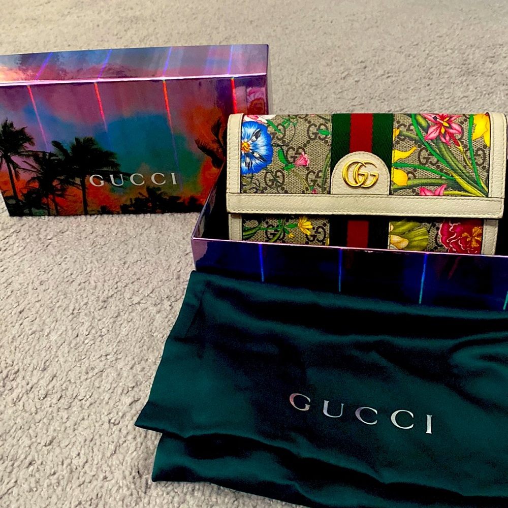Gucci wallet